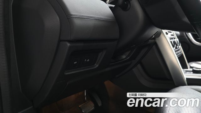 Land Rover Discovery Sport 2019 — photo 29