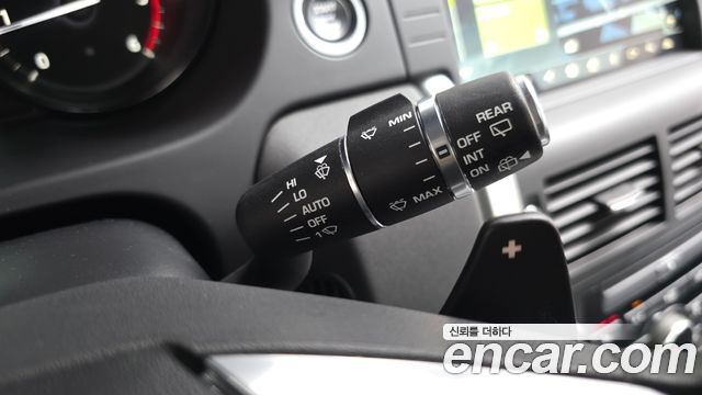 Land Rover Discovery Sport 2019 — photo 30