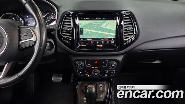 Jeep Compass 2019 — photo 20
