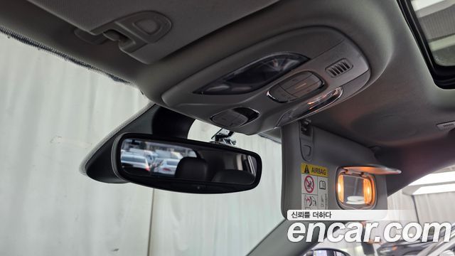 Jeep Compass 2019 — photo 24