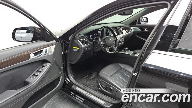 Genesis G80 2018 — photo 13