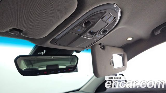 Genesis G80 2018 — photo 29
