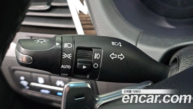 Genesis G80 2018 — photo 31