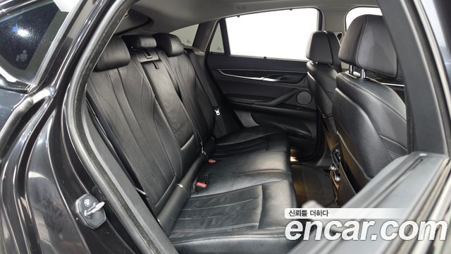 BMW X6 2019 — photo 12