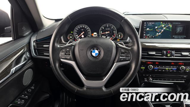 BMW X6 2019 — photo 14