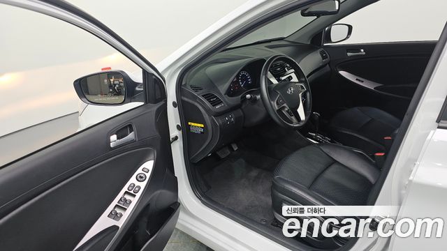 Hyundai Accent 2019 — photo 13