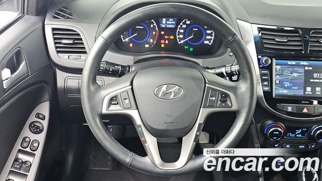 Hyundai Accent 2019 — photo 19