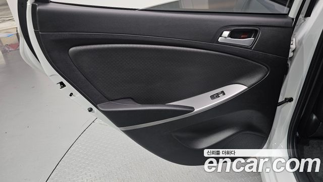 Hyundai Accent 2019 — photo 15