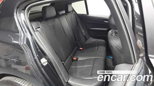 BMW 1-Series 2017 — photo 11