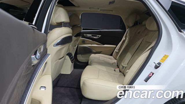 Kia K9 2022 — photo 18