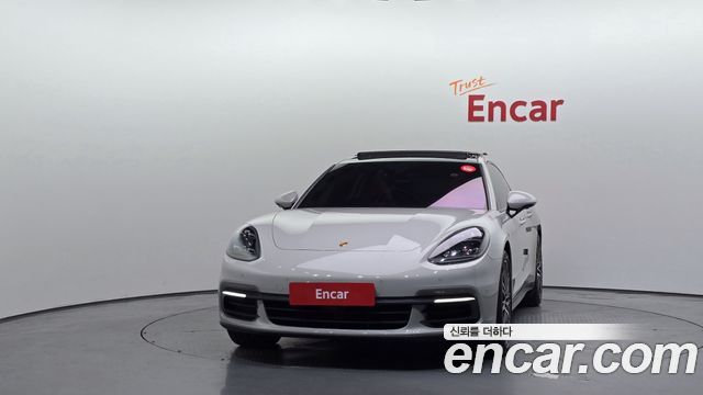 Porsche Panamera 2018 — photo 3