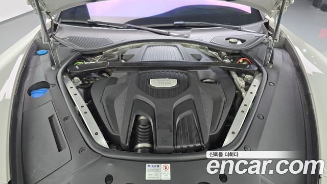 Porsche Panamera 2018 — photo 6