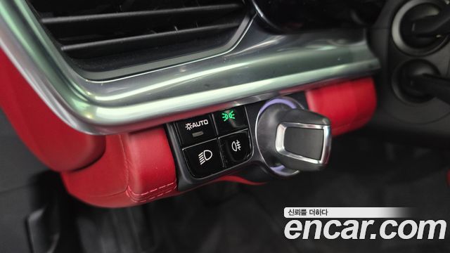 Porsche Panamera 2018 — photo 27