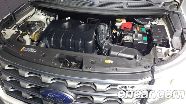 Ford Explorer 2016 — photo 6