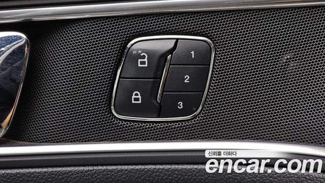 Ford Explorer 2016 — photo 18