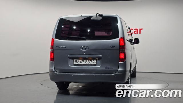 Hyundai Starex 2015 — photo 4