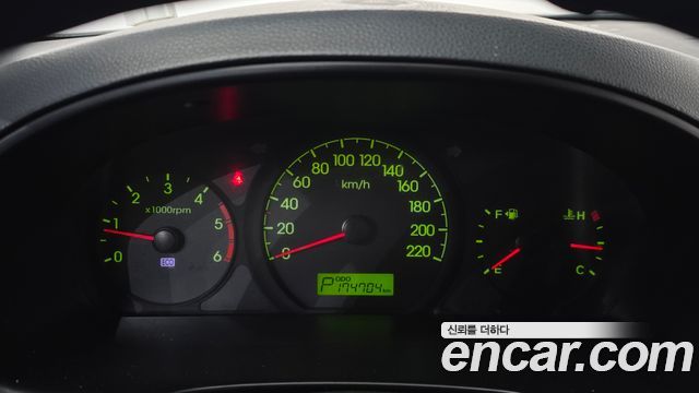 Hyundai Starex 2015 — photo 8