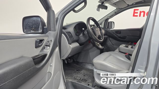 Hyundai Starex 2015 — photo 10