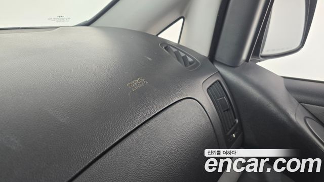 Hyundai Starex 2015 — photo 16