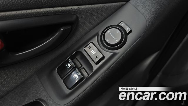 Hyundai Starex 2015 — photo 18