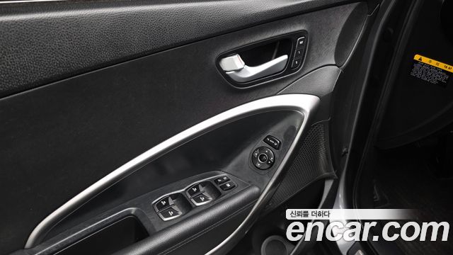 Hyundai Santafe 2014 — photo 28