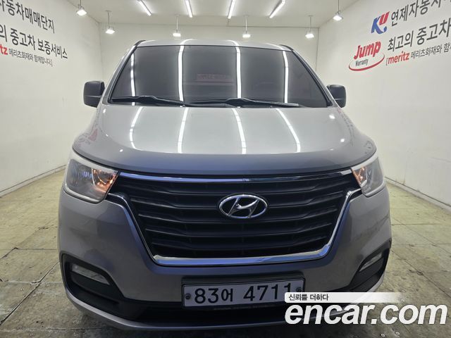 Hyundai Starex 2019 — photo 2