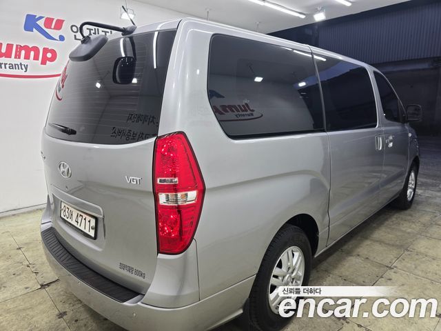 Hyundai Starex 2019 — photo 4