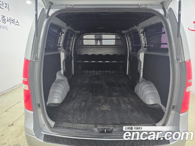 Hyundai Starex 2019 — photo 7