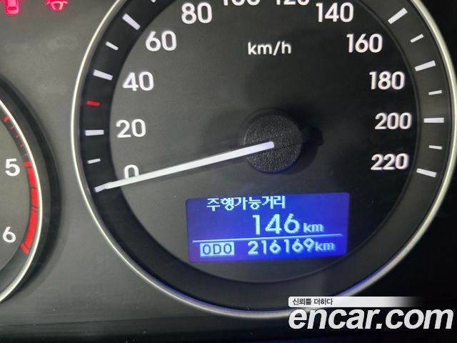 Hyundai Starex 2019 — photo 8