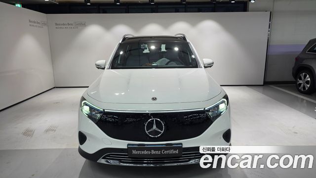 Mercedes-Benz EQB 2026 — photo 6