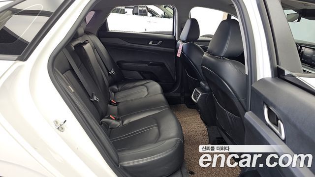 Kia K5 2020 — photo 12