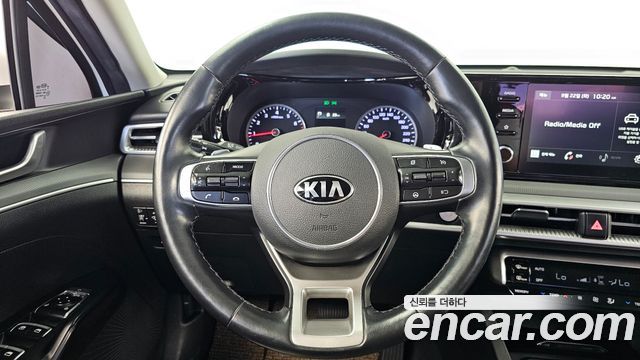 Kia K5 2020 — photo 13
