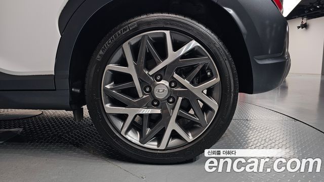 Hyundai Kona 2023 — photo 7