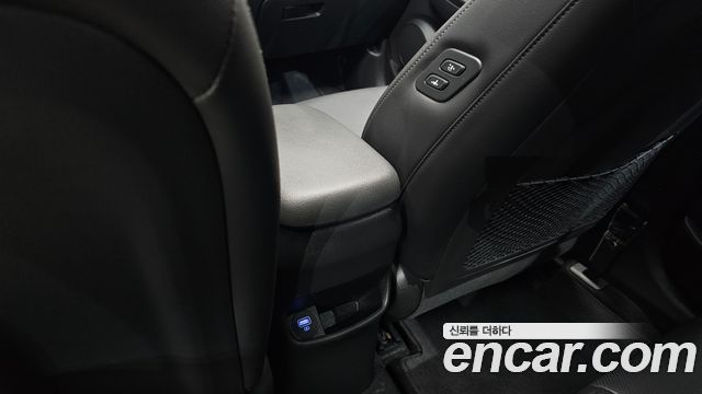 Hyundai Kona 2023 — photo 35