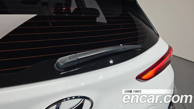 Hyundai Kona 2023 — photo 36
