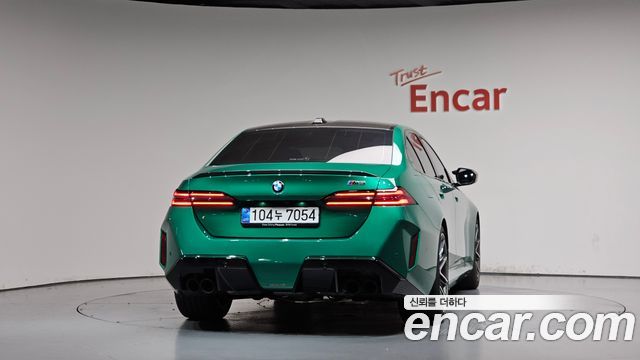 BMW M5 2026 — photo 4