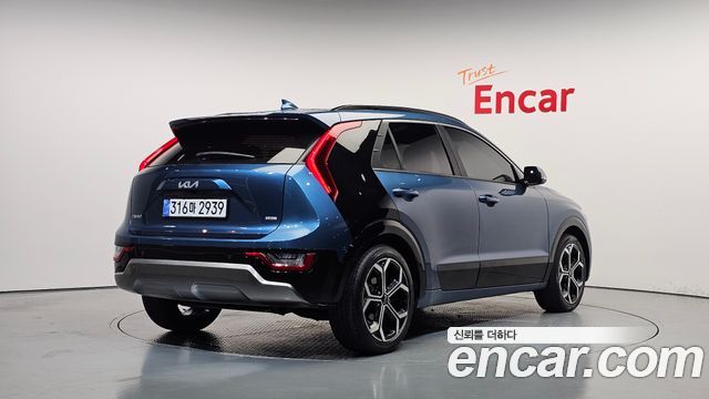 Kia Niro 2022 — photo 2