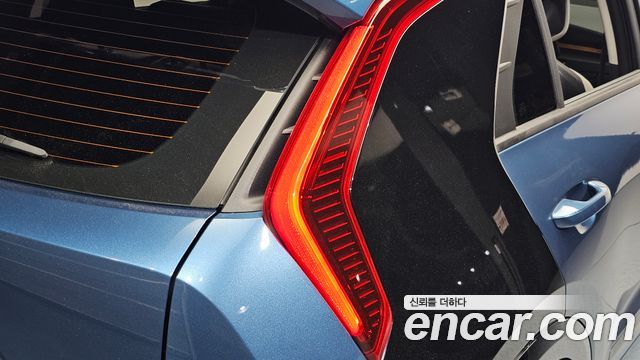 Kia Niro 2022 — photo 9