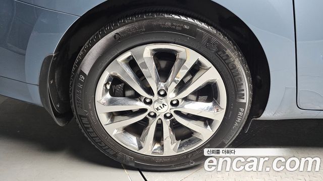 Kia Canival 2016 — photo 5