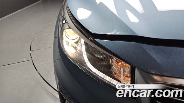 Kia Canival 2016 — photo 8