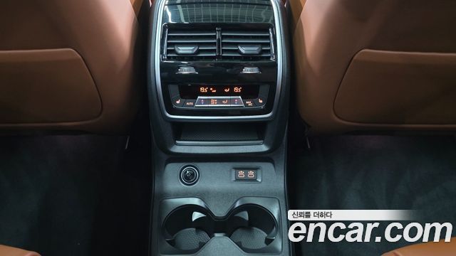 BMW X7 2026 — photo 18