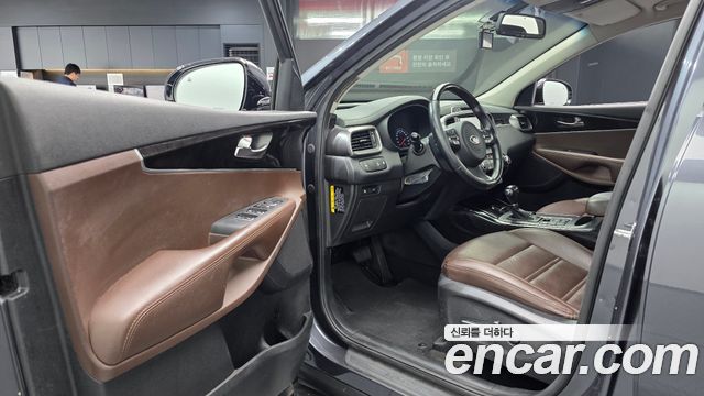 Kia Sorento 2016 — photo 13