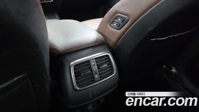 Kia Sorento 2016 — photo 28