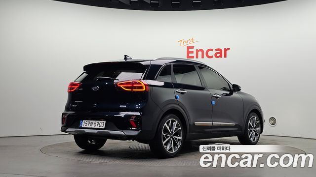 Kia Niro 2020 — photo 2