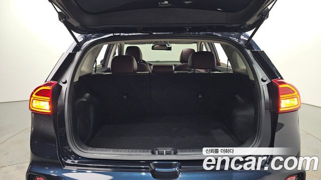 Kia Niro 2020 — photo 32