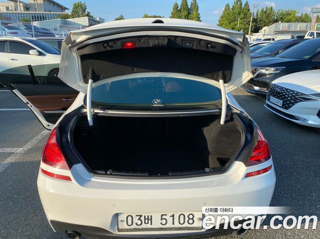 BMW 6-Series 2018 — photo 16