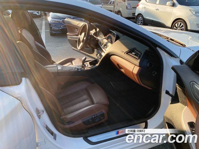 BMW 6-Series 2018 — photo 18