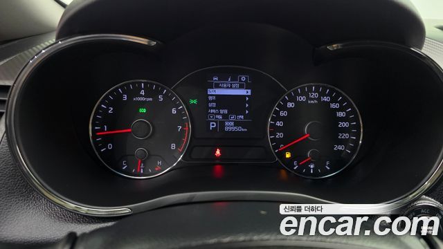 Kia K3 2015 — photo 11