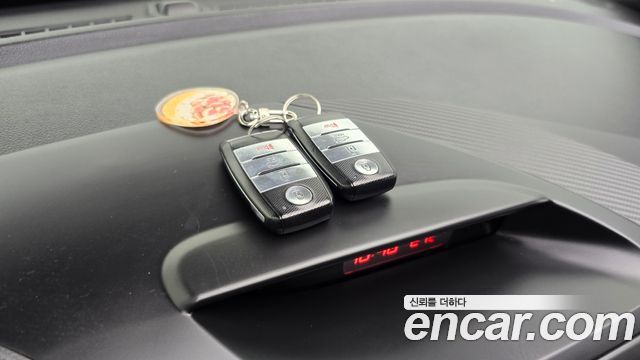 Kia K3 2015 — photo 22
