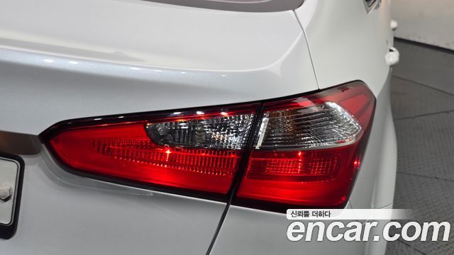 Kia K3 2015 — photo 9